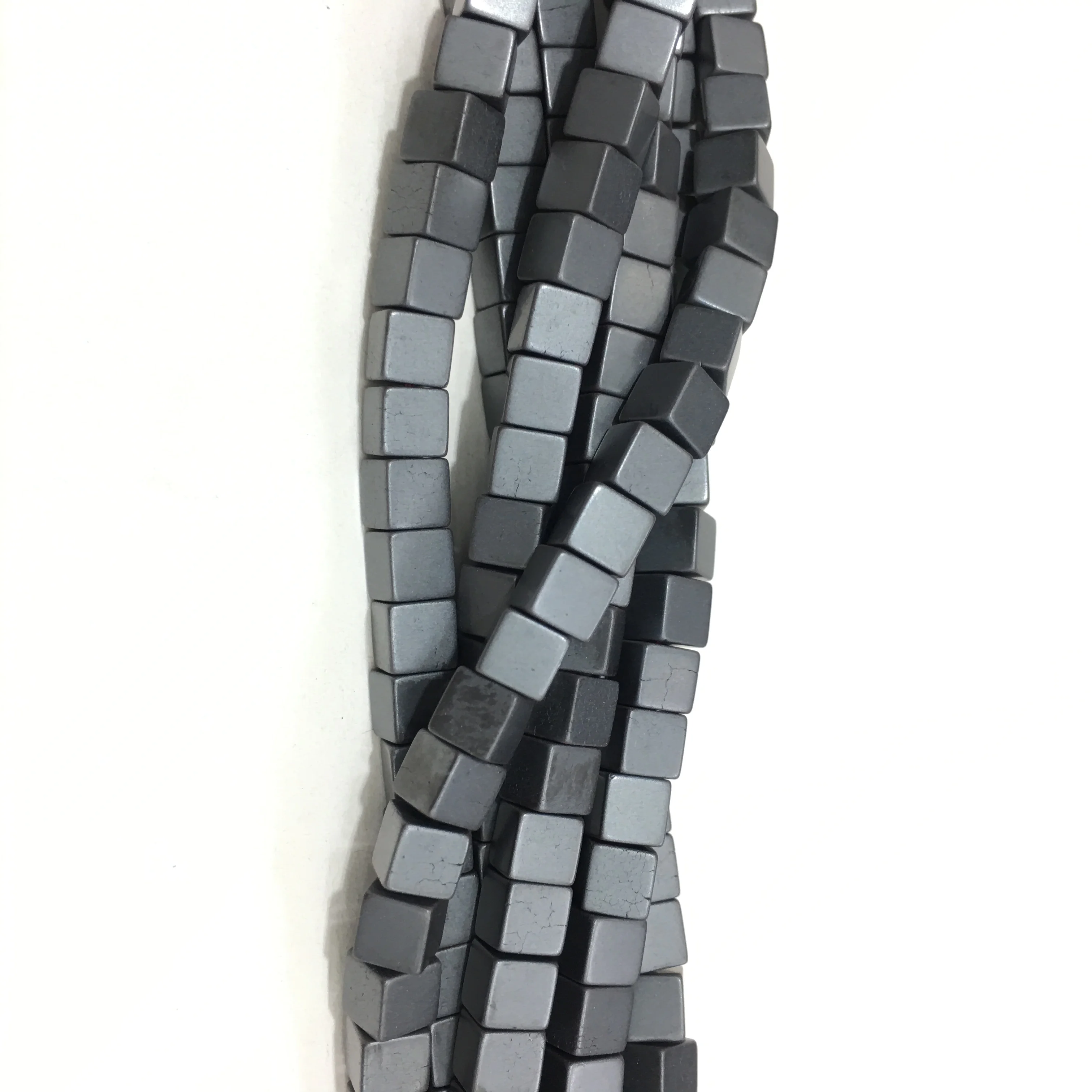 Заводская цена натуральный гематит камень россыпью бисер Изготовление