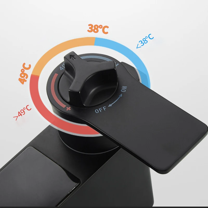 Латунный смеситель для душа с термостатом и цифровым дисплеем ванной комнаты