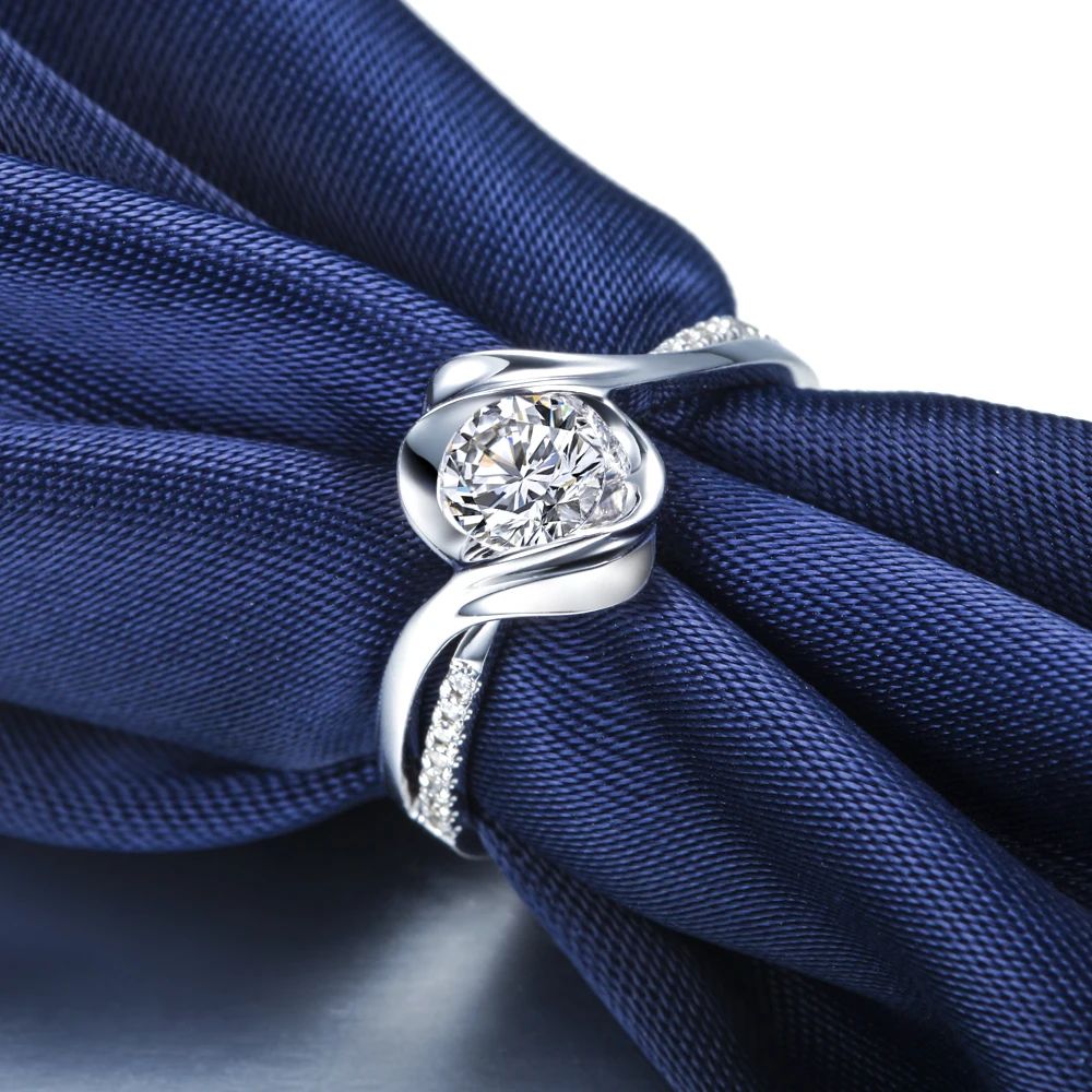 Offerte ZOCAI Delle Donne 18K Anello Di Oro 0.136 CT Certified F-G/ VS Taglio Rotondo Girocollo Di Diamanti Anello Di Fidanzamento 18K Oro Bianco (Au750) W02534