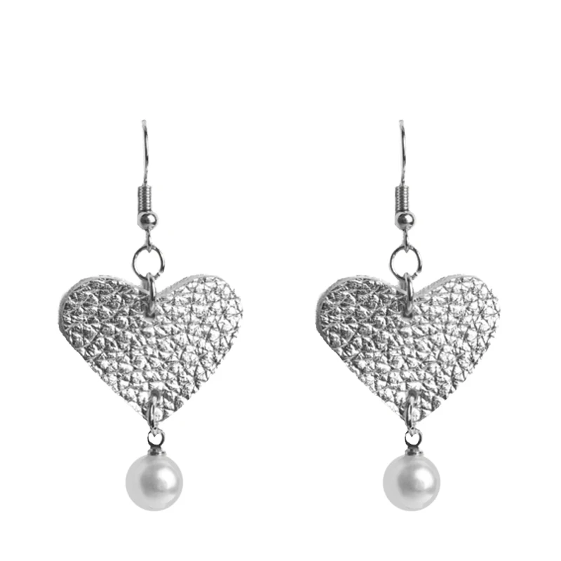 Женские серьги-подвески из натуральной кожи с жемчугом | Украшения и аксессуары