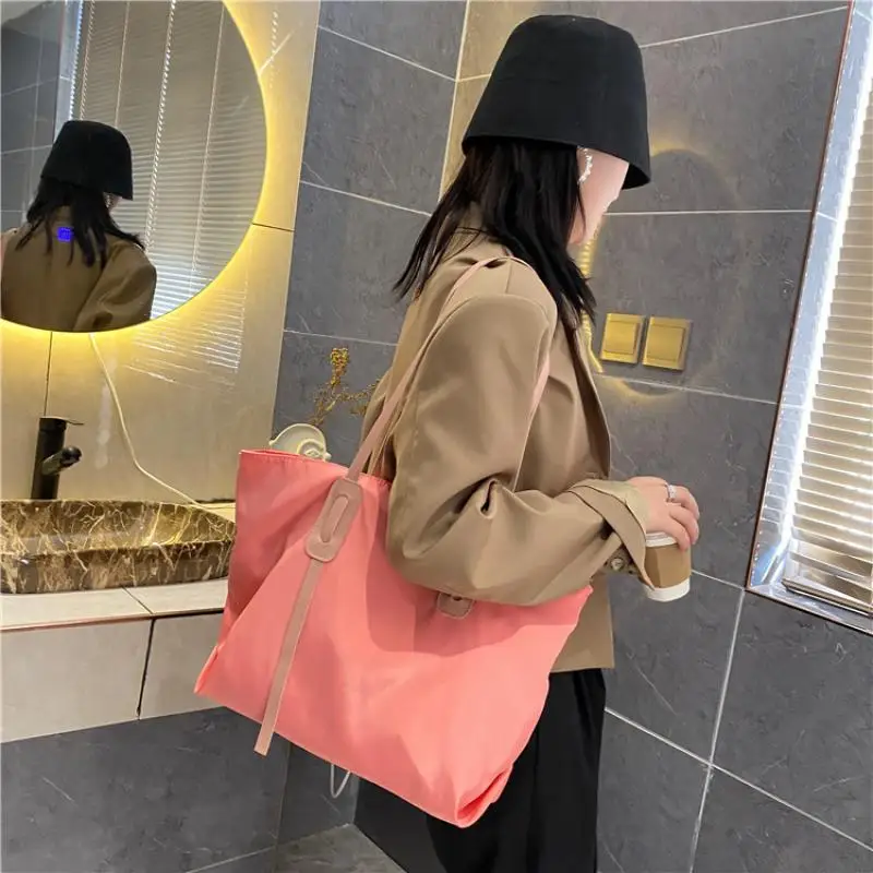 

Nylon Big Tote for Women Large-capacity Handbags Vintage Shopper Shoulder Bag Ladies Commuter Top-Handle Bags Purses 2022 New