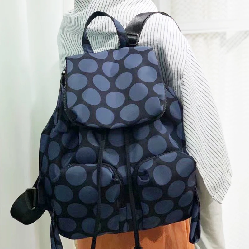 

Школьный ранец в черный и белый горошек для женщин, стильный вместительный рюкзак на плечо для ноутбука, дорожная сумка для подростков