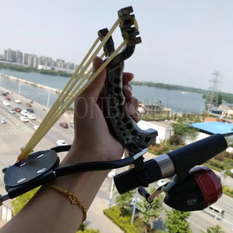 

Multi-function Archery Bow fishing Shooting fish Slingshot Catapult Hunting bow Fishing Sling Shot Powerful arrow kit darts 2020