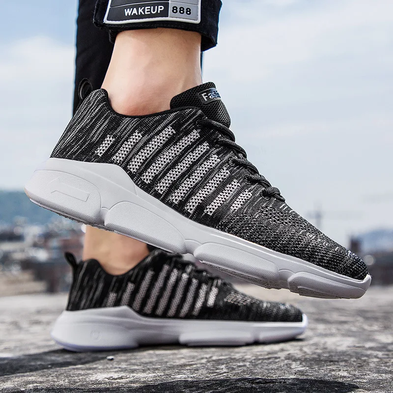 

New Running Shoes for Men Jogging Sneakers Fashion Comfortable Sport Workout Shoes Lace Up Gym Sneakers Zapatillas Hombre 2020