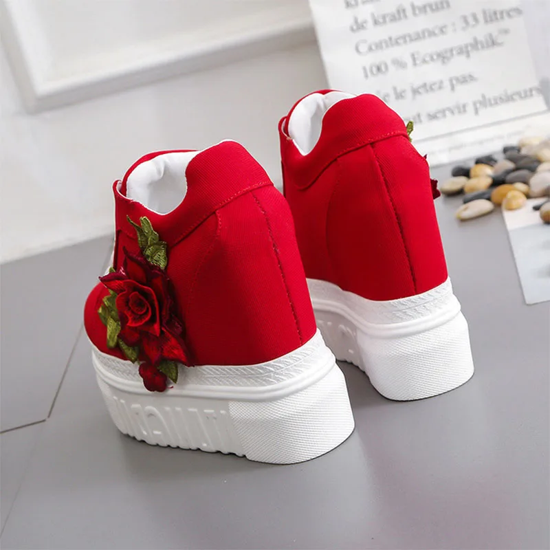 Женские кроссовки на платформе повседневные танкетке 12 см увеличивающие рост