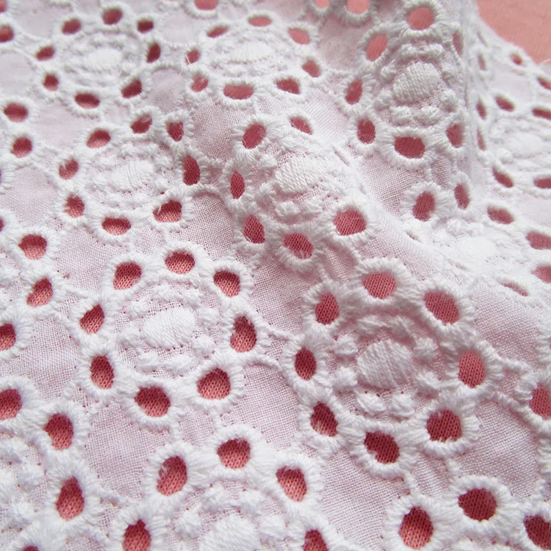 Изысканная хлопчатобумажная ткань с цветочной вышивкой 90 см * 130 белая кружевная