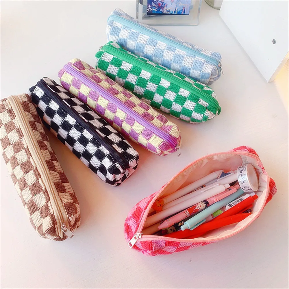 

Ins Checkerboard Pencil Pen Case Korean Lattice Knitted Women Cosmetic Toiletry Organizer For Girls Makeup Brushes Storage Bag