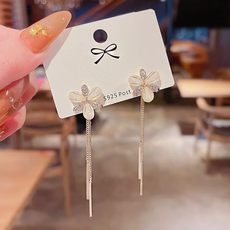 

Long Tassel Flower Earrings for Women Elegant Simplicity Dangle Earrings Female Fashion Delicate Jewelry Trendy Drop Earrings