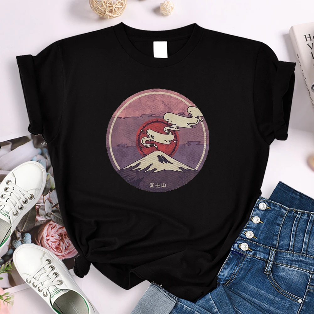 

Women's Clothing T-Shirts Mount Fuji, a Famous Spot In Japan Cartoon Printed Woman Fashion Slim O-Neck Clothes Funny Girl Tees