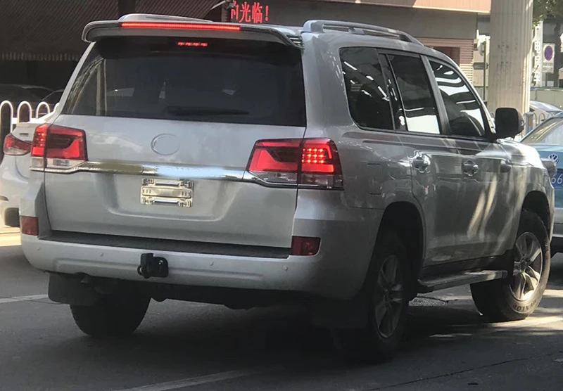 Задняя светодиодная подсветка Обложка спойлера отделка белого цвета для Toyota Land