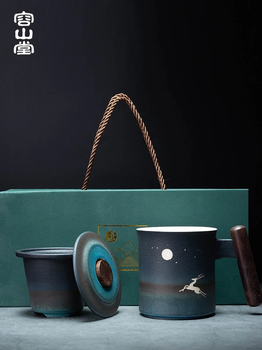 

Kitchen,Dining & Bar