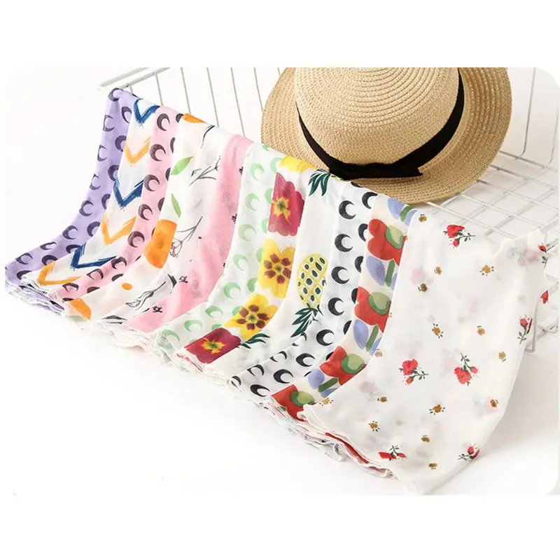 

Women Summer Ice Silk Sunscreen Neck Gaiter Face Mask Sweet Floral Moon Print UV Protection Mesh Driving Earloop Bandana