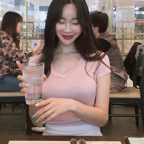 Женская футболка с v образным вырезом розовая облегающая блузка длинным рукавом