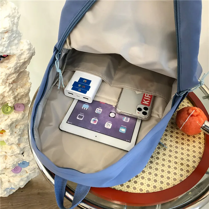 

2021 Lovely 3D Anime Duck Butt Backpack Fashion Cartoon Nylon Student Schoolbag for Teenagers Girls Casual Cute Rucksack Bookbag