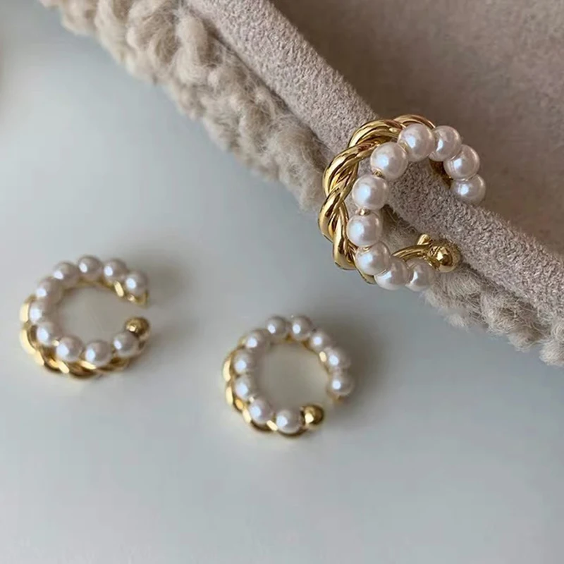 

Korean Gold Color Double Circle Twist Pearl Ear Cuff Vintage Geometric Circle Earcuff Fake Piercing Pearls Clip on Earings