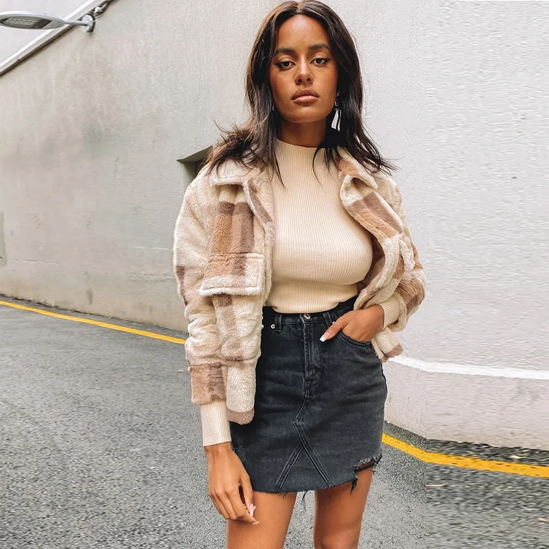 

2021 fashionable women's new style explosion loose plaid simulation fur and fluffy short warm jacket for daily casual wear