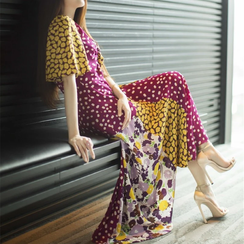 

2021 Summer Runway New Style Bohemian Retro Print Flower Sexy V-Neck Short Sleeve Party Slim Temperament Mopping Dress