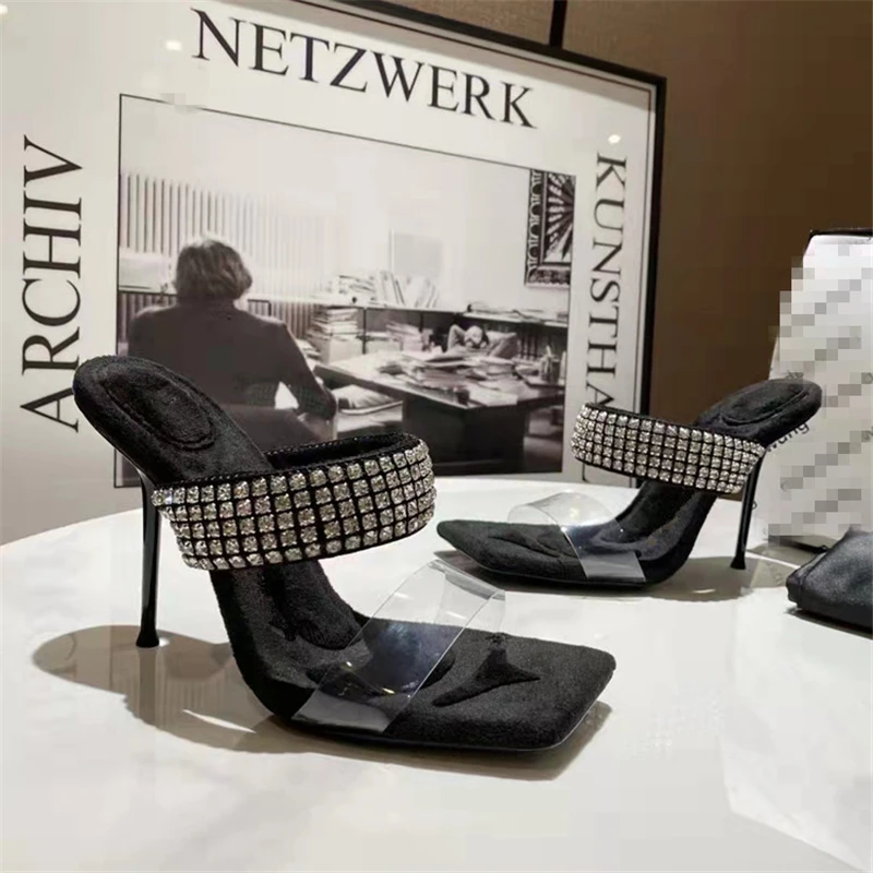 

Summer 2022 European and American new women's high-heeled sandals, diamond-decorated low-heeled sandals