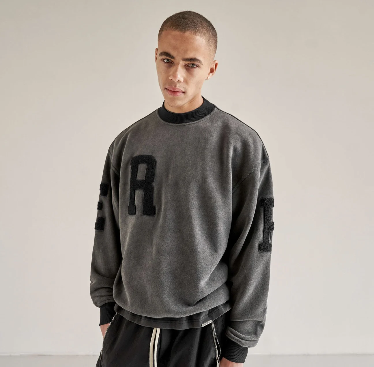 

21FW Vintage Patchwork Represent R Towel embroidery Sweatshirt Men Women 1:1 High Quality High Street Represent Pullover