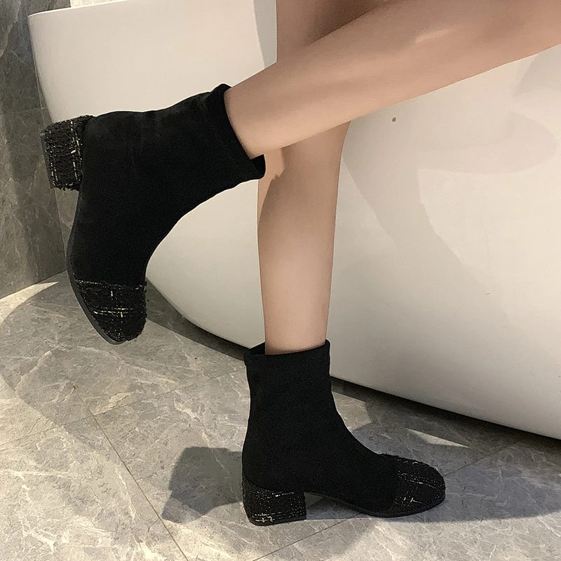 Сезон осень-зима короткие цилиндрические ботинки на высоком каблуке Ботинки martin