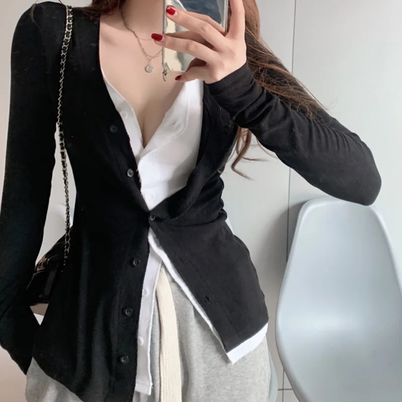 

Autumn Design V-neck Knitted Cardigan Women's Thin Fake Two Thin Long Sleeve Tops