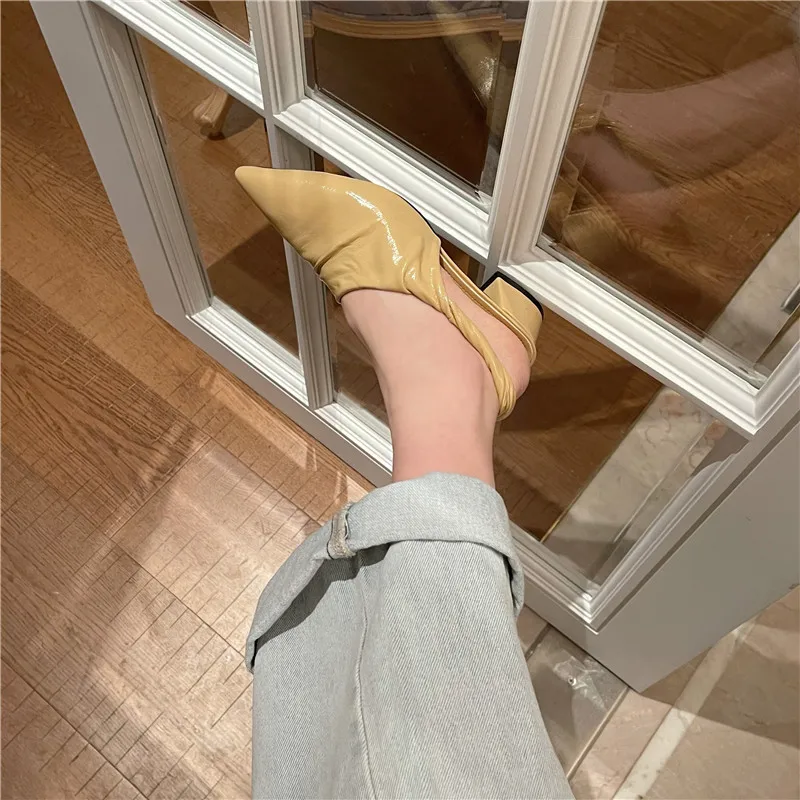 

Women Pumps Shoes Slingbacks Pointed Toe New Fashion Shallow Pleated Wear-resistant Medium Chunky Heel Slip-on Patent Leather