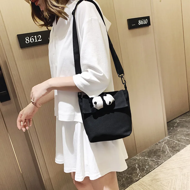 

Shoulder Bag 2020 Trend Wild Canvas Bag Casual Fashion Messenger Bag Female Outdoor Sports Small Cross Bag Panda Handbags