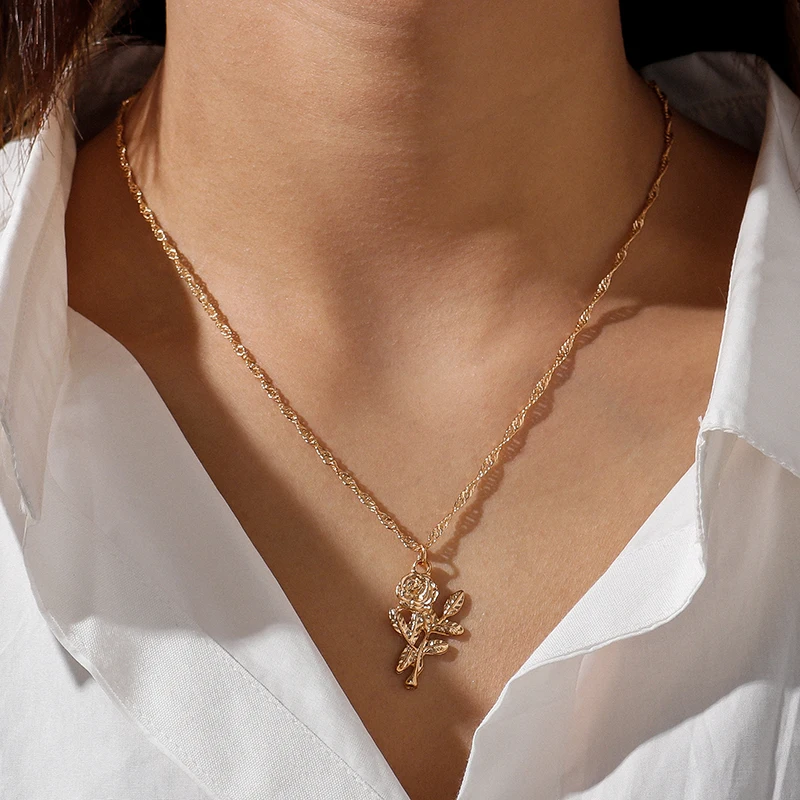 

Korean Style Elegant Rose Pendants Necklaces for Women Exquisite Gold Silver Color Chain Necklaces Jewelry Valentine's Day Gifts