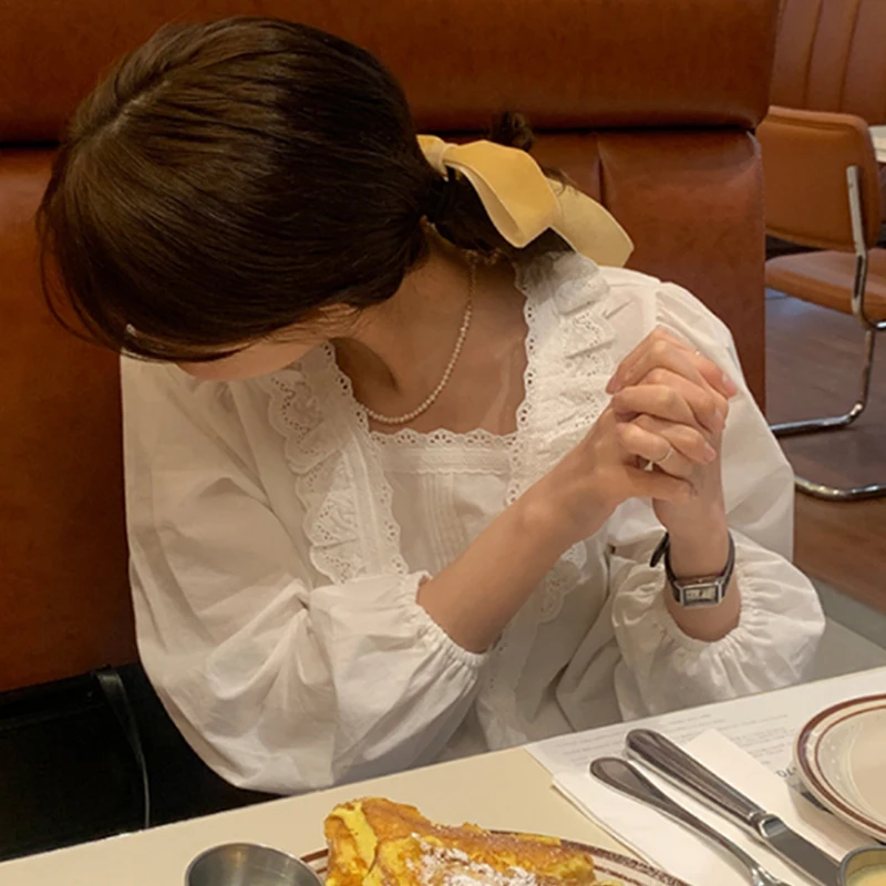 

FORYUNSHES Korean Spring Square Collar Blouse Lace Crochet Stitching Design Loose Puff Sleeves Shirt White Top for Women