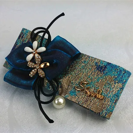 Широкая шпилька для волос в стиле ретро с синим павлином| |