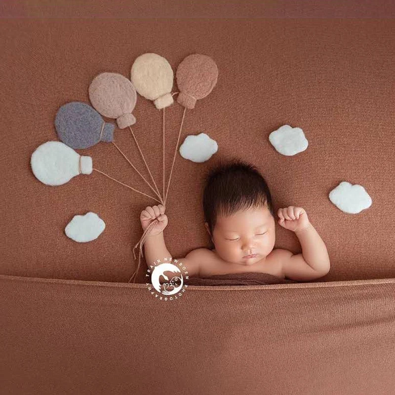 Accesorios de fotograf&iacute;a para reci&eacute;n nacidos, hecho a mano globo de fieltro de lana, decoraciones para estudio infantil, accesorios para sesi&oacute;n de fotos de beb&eacute;, 4 Uds.-1