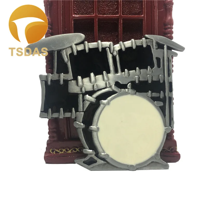 Черный и красный музыкальный инструмент джазовый барабан античная музыка панк