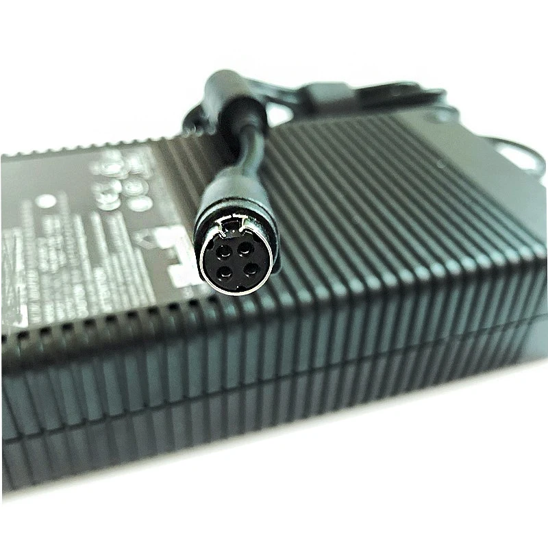 19.5v 11.8 circular four-pin laptop ac adaptive charger adp-230eb T for Clevo D700T D900K D910T M590K M980NU P170HM3 P172SM P177 |