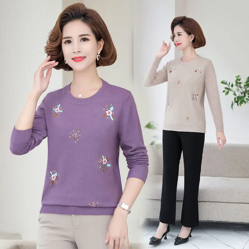 

Женский осенний свитер с длинным рукавом и круглым вырезом