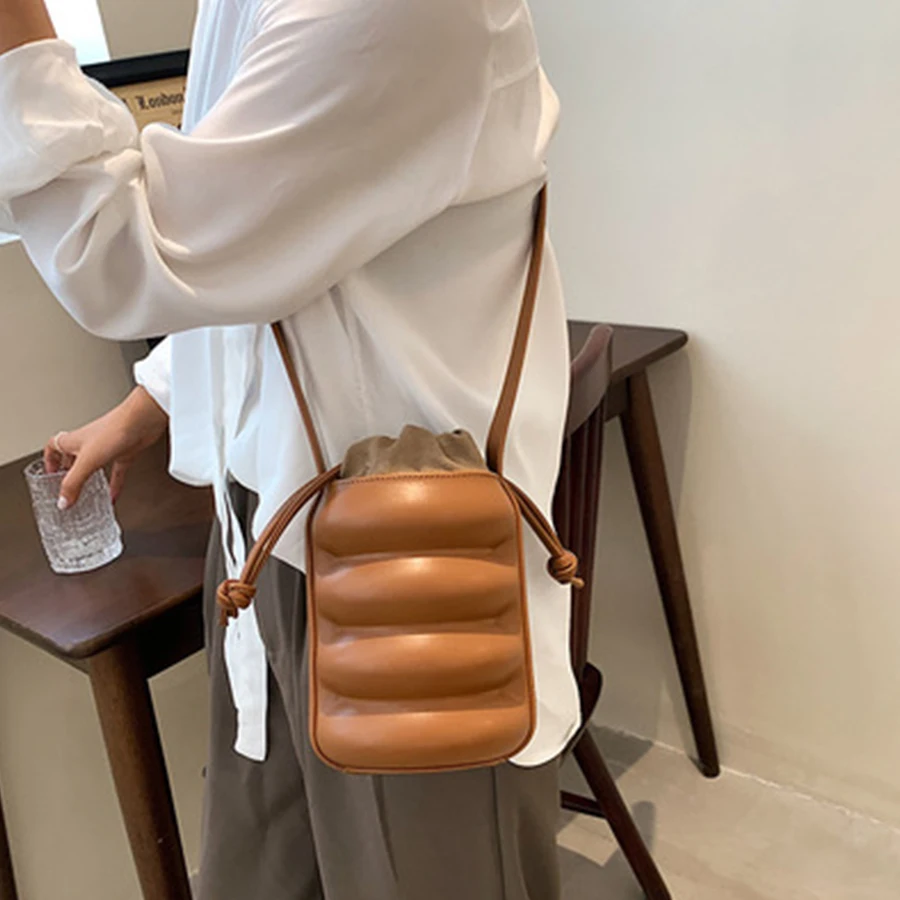 

Fashion PU Leather Crossbody Bags For Women's 2021 Small Shoulder Bag Casual Handbags Purses Solid Color Messenger Bucket Bags