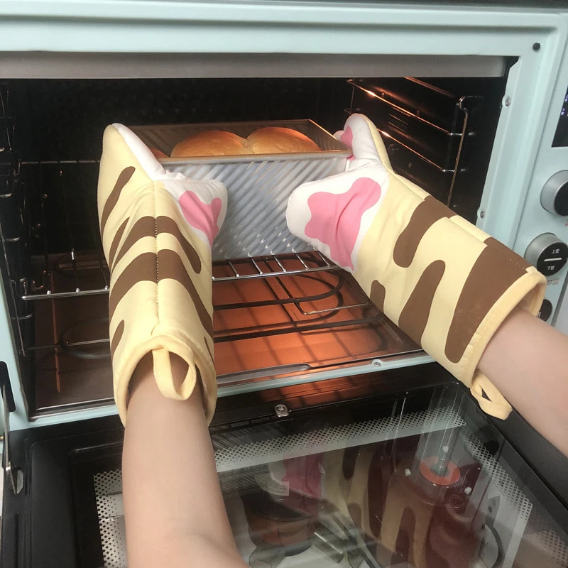 

3D Cartoon Animal Cat Paws Oven Long Mitts Microwave Heat Resistant Non-slip Gloves Cotton Baking Insulation Gloves