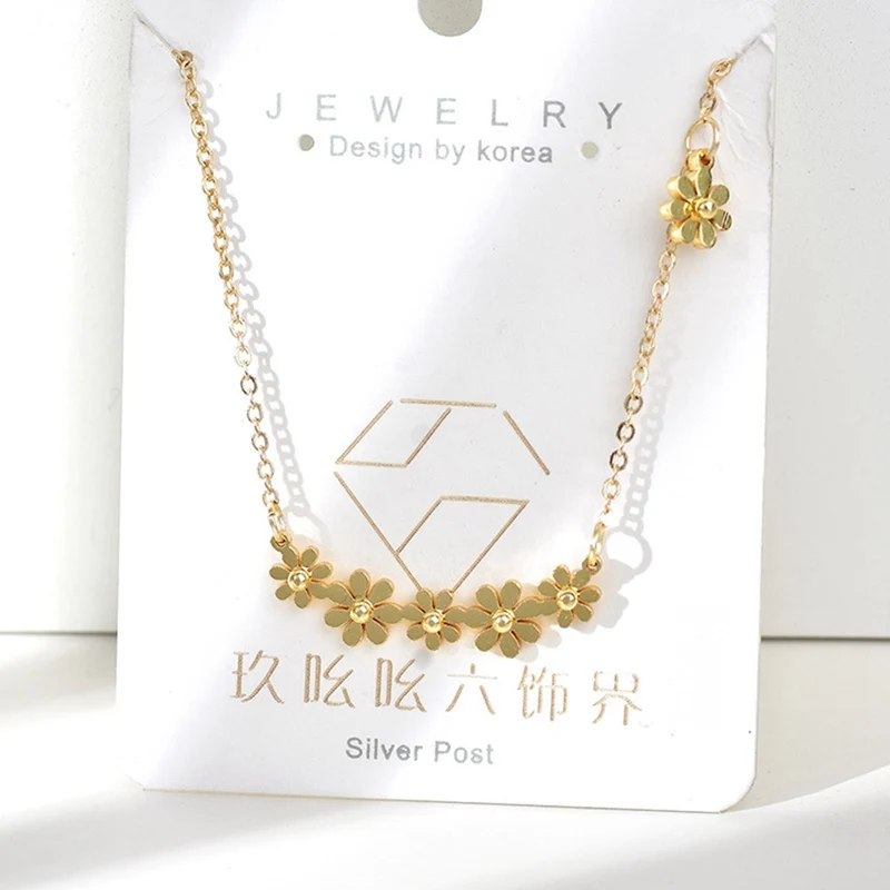 

Petite Daisy Necklace Six Little Daisy Necklace Stainless Steel Rose Gold Color Titanium Steel Casual Lady Necklace Fashion