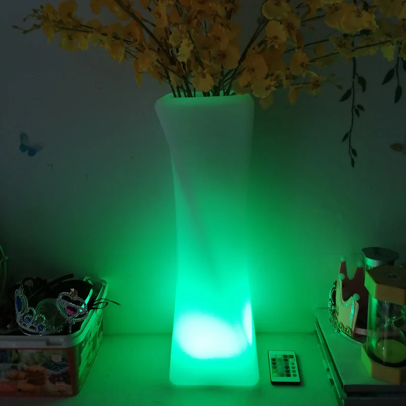 Skybesstech L18*W18*H50cm PE Материал 16 цветов Сменные RGBW Led Настольная лампа, Перезаряжаемая, Водонепроницаемая, Бесплатная доставка 1шт.