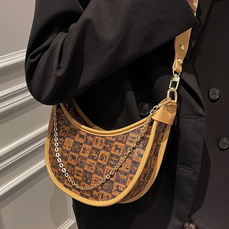 

Autumn and winter small bag women's bag 2021 new fashion versatile retro Single Shoulder Messenger Bag