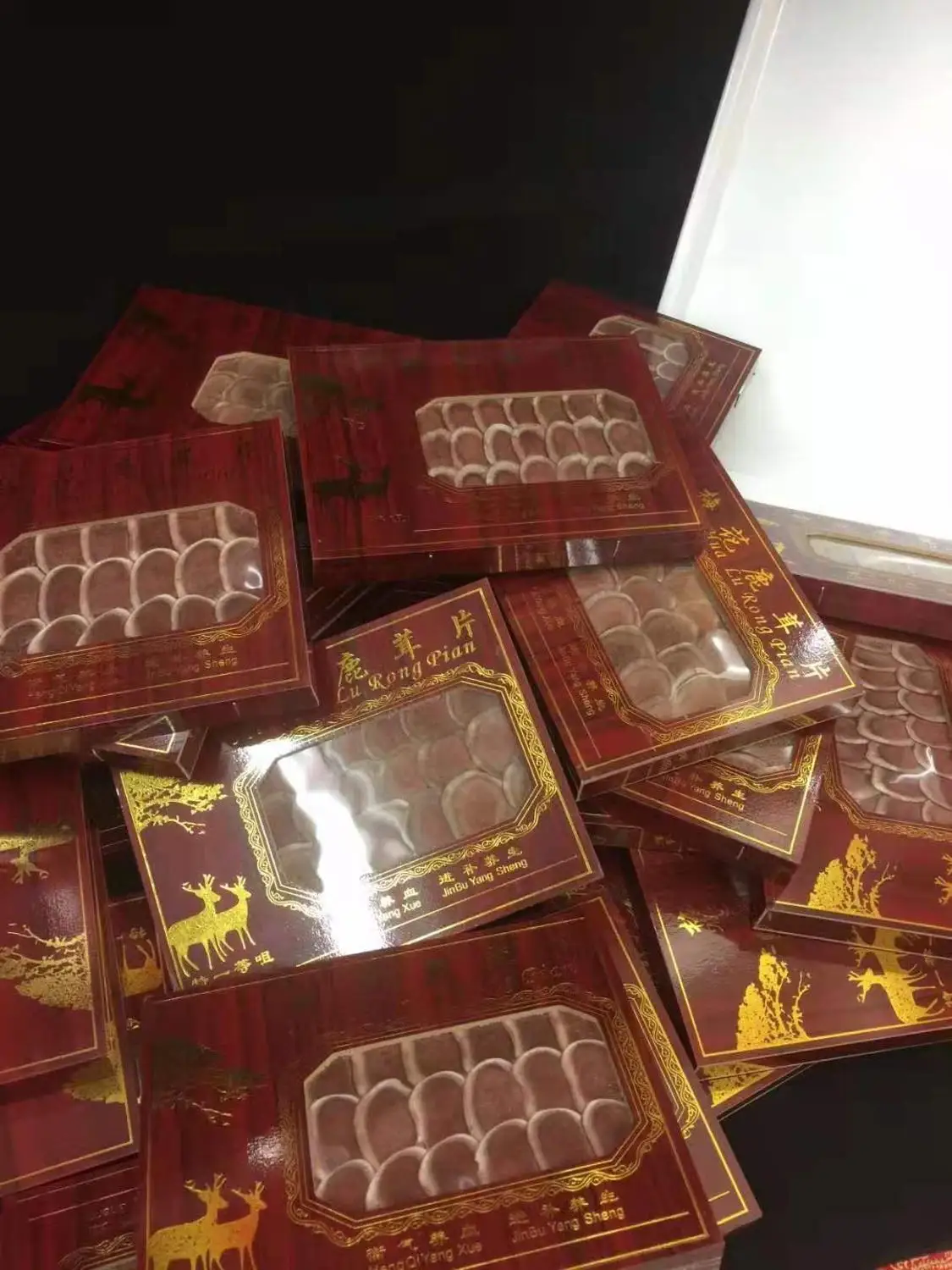 

Free shipping and high quality pilose antler tablets improve immunity