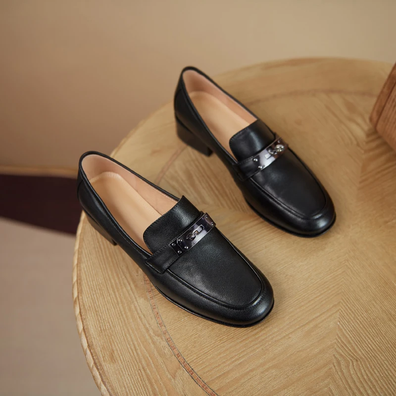 

HOT Women pumps natural leather shoes plus size 22-26.5cm Full leather round toe Classic metal loafers Classic retro 2 colors