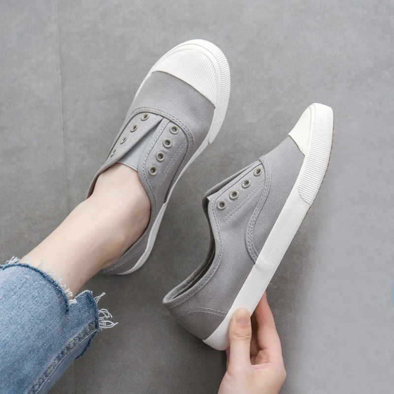 Women Canvas Shoes Comfortable Sneakers Slip On Flat Shoes Breathable Solid Loafers Mujer Sapatos