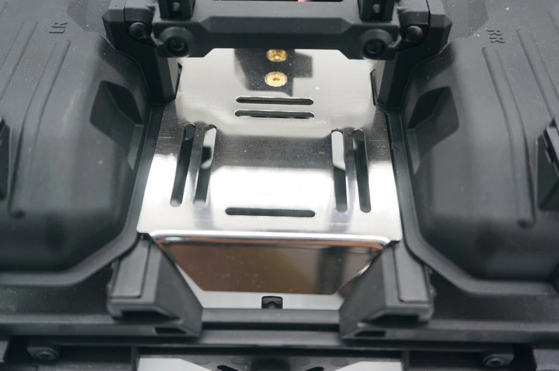 Металлический кронштейн задней панели устройства 1/10 RC Гусеничный автомобиль