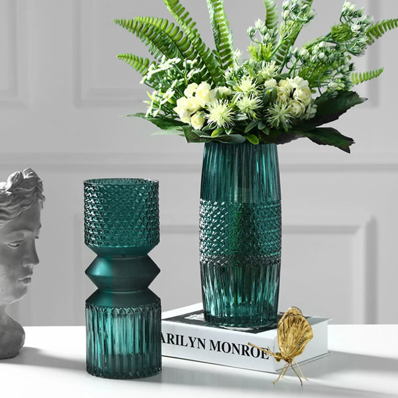 

Minimalist Cylindrical Glass Vase Decoration Living Room Flower Arrangement Hydroponic Flower Device Vintage Embossed Vases Gift
