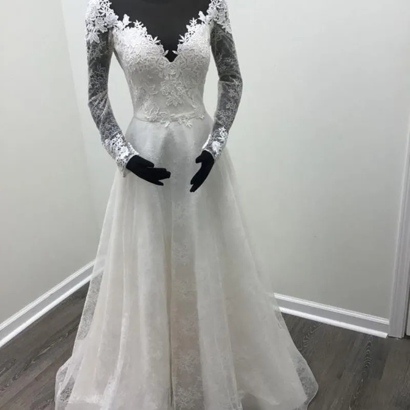 

Свадебное платье с длинным рукавом, а-силуэт, кружевное свадебное платье для невесты со шлейфом, круглым вырезом и молнией на спине, 2021