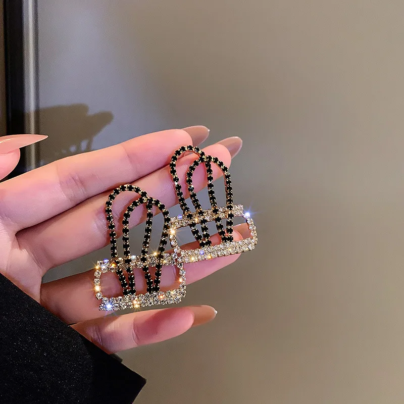 

Elegant 2021 Personality Creative Geometric Bag Earring Luxury Korean Fashion Casual Banquet Party Earrings For Women Jewerly