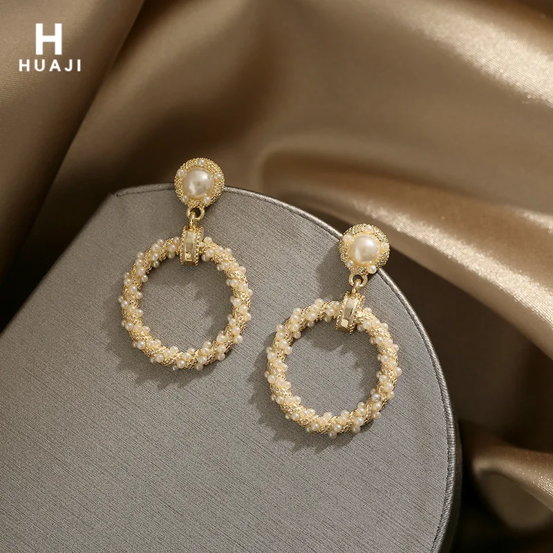 

Baroque pearl earrings personality style atmospheric long earrings