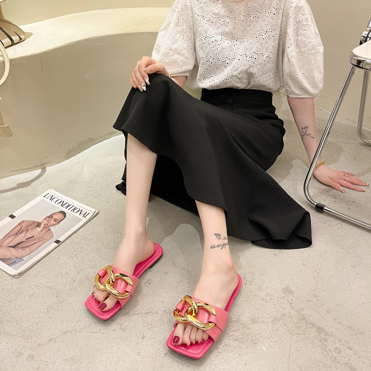 

Gold Metal Chain Slippers Women Square Toe Flat Casual Slide 2021 Brand Beach Flip Flops Summer Sandals Shoes Big Size 43