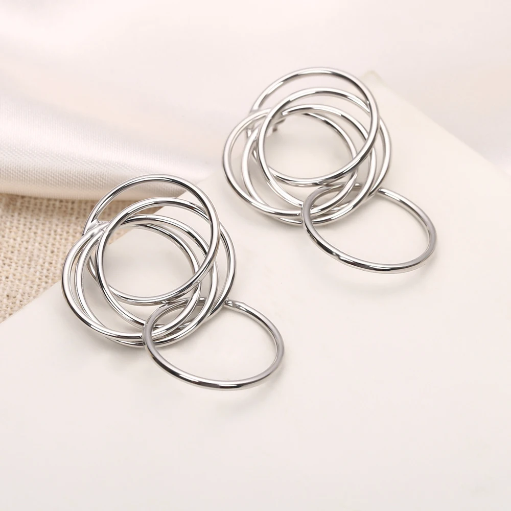 

Retro Simple Geometric Eardrop Women Fashion Beautiful Generous Personality Creative Circle Earrings