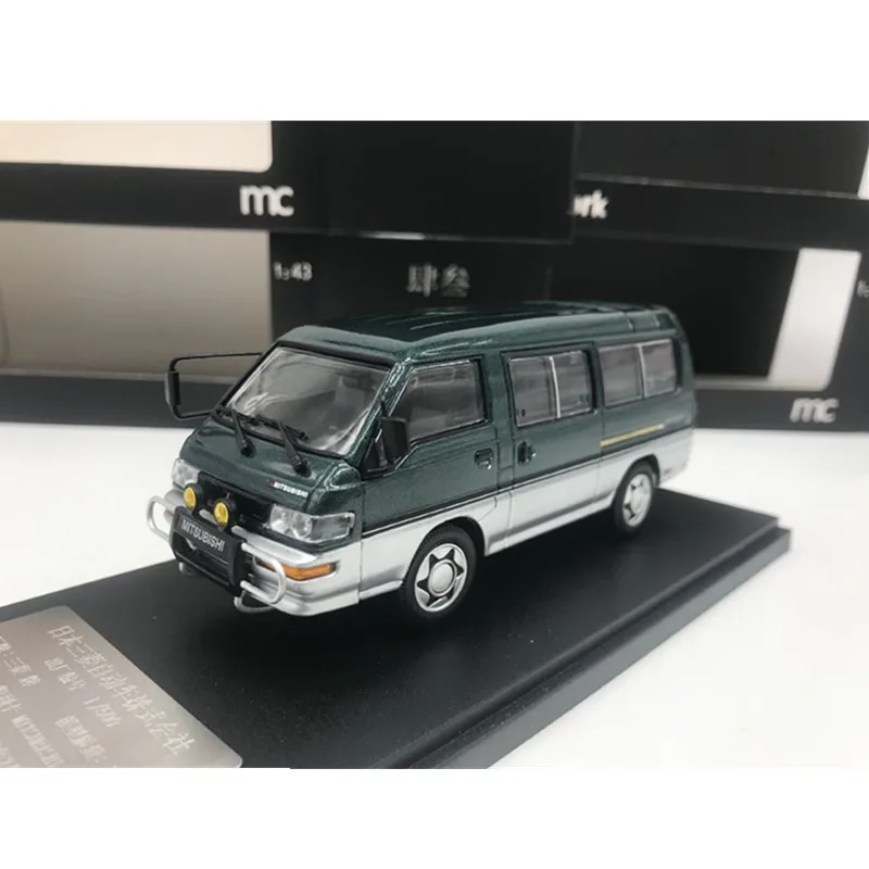 Модель автомобиля Mitsubishi Delca из сплава в масштабе 1:43 пожарный двигатель модель